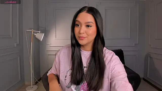 ToriCrossX online show from 1, 12, 2025