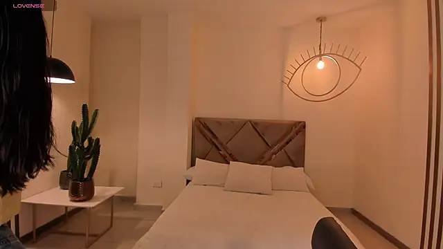 ToriCrossX online show from 29, 11, 2025