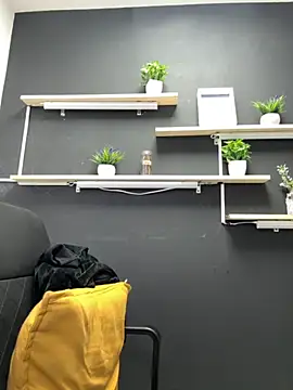 isabella jade online show from 7, 11, 2025