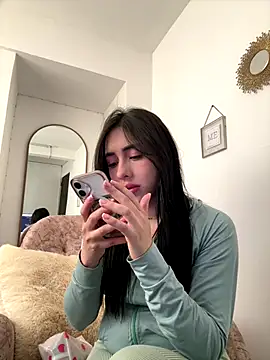 isabella jade online show from 5, 11, 2025