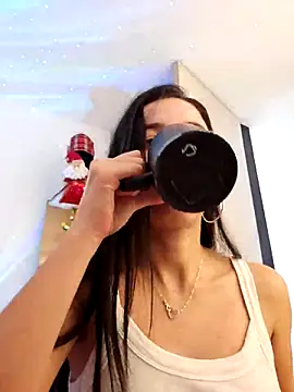 miaeyes online show from 7, 12, 2024