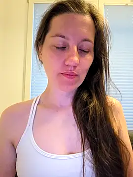 Nicole-Ray online show from 10, 6, 2026