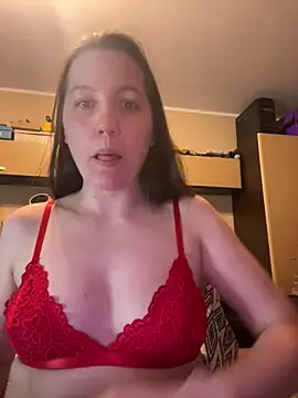 Snapshot of Nicole-Ray chatting on 2, 3, 2025 Nicole-Ray online show from 2, 3, 2025