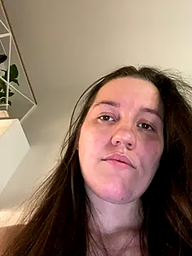 Nicole-Ray online show from 28, 10, 2025