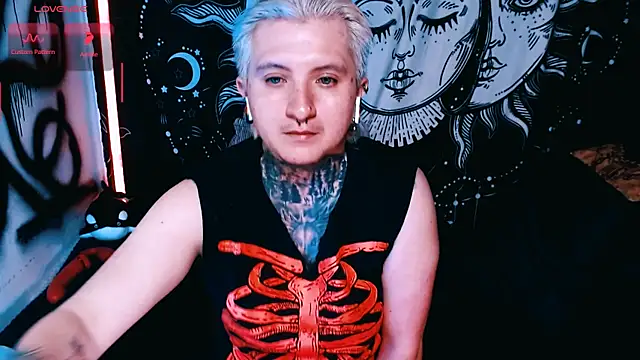 Marieblueeyes online show from 1, 6, 2026