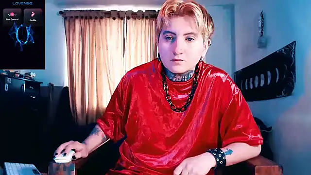 Marieblueeyes online show from 26, 11, 2025