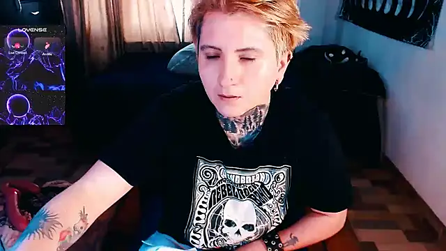 Marieblueeyes online show from 20, 11, 2025