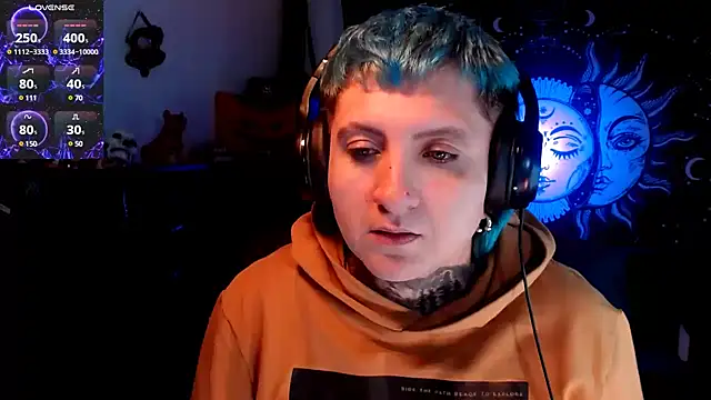 Marieblueeyes online show from 3, 3, 2025
