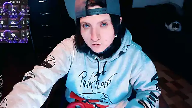 Marieblueeyes online show from 15, 10, 2025