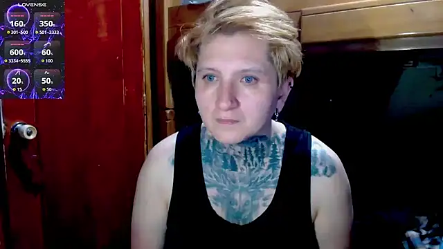 Marieblueeyes online show from 2, 12, 2025