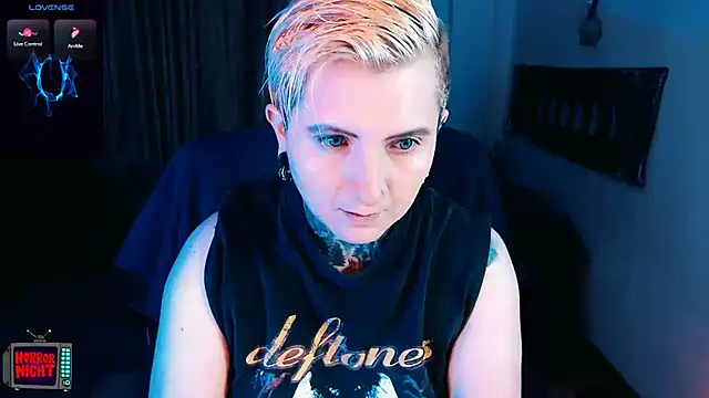 Marieblueeyes online show from 18, 12, 2025