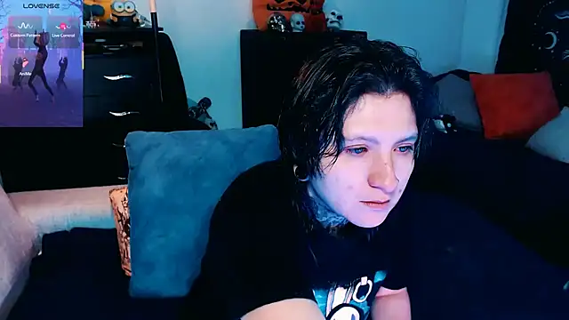 Marieblueeyes online show from 10, 10, 2025