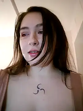 Snapshot of Yammy_Yumi chatting on 25, 2, 2025 Yammy Yumi online show from 25, 2, 2025