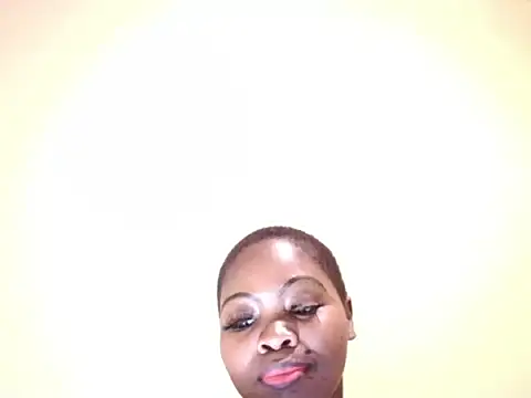 Snapshot of Queen_BootyXXX chatting on 28, 5, 2026 Queen BootyXXX online show from 28, 5, 2026