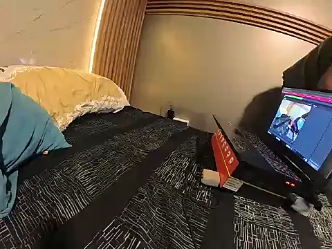 elvis0966 online show from 30, 4, 2026