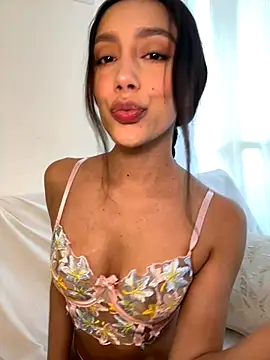 SelenaStone online show from 15, 9, 2025