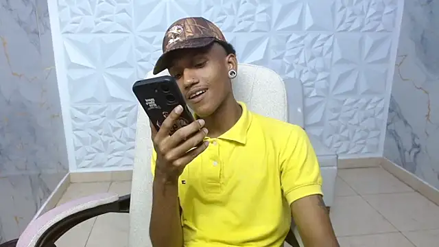 Snapshot of ManSant chatting on 24, 4, 2026 ManSant online show from 24, 4, 2026