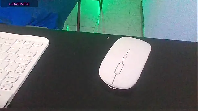 SexDiffrent online show from 1, 12, 2025