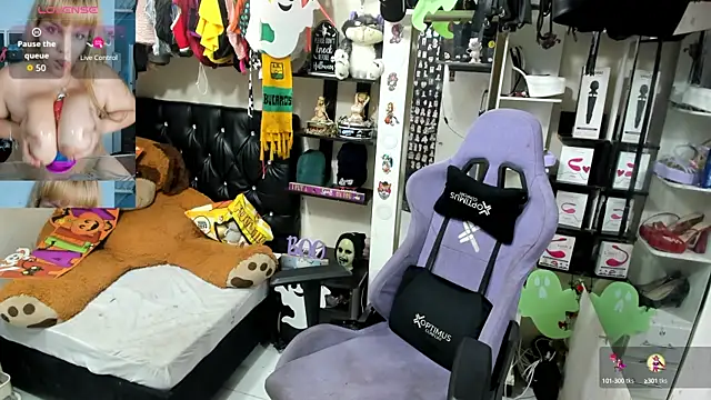 allsson queen online show from 21, 10, 2025