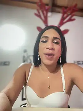 Ashly Miller online show from 20, 12, 2025