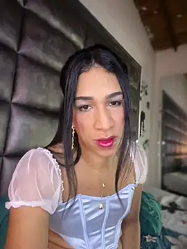 Ashly Miller online show from 10, 3, 2026