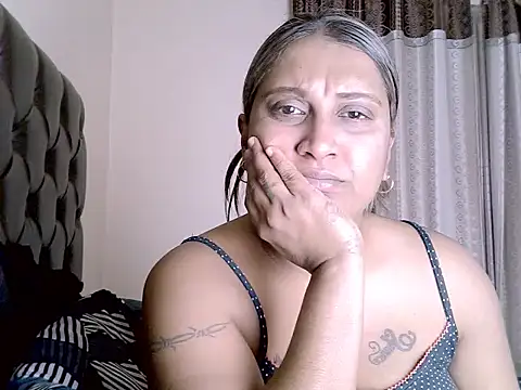 eroticbeauty37 online show from 24, 6, 2026