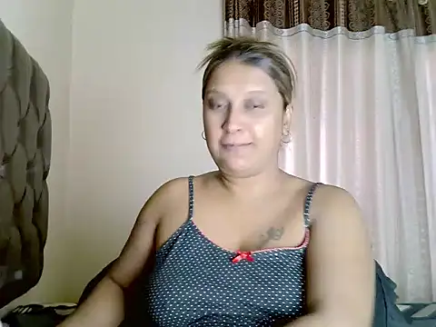 eroticbeauty37 online show from 17, 7, 2026