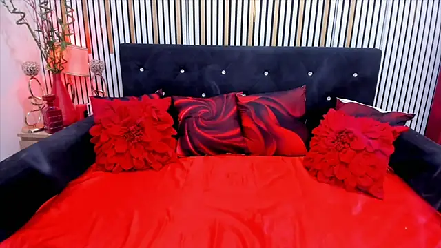 Snapshot of kattsuunnyy chatting on 7, 5, 2026 kattsuunnyy online show from 7, 5, 2026