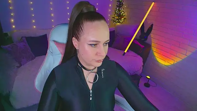 pepper cat  online show from 25, 3, 2026