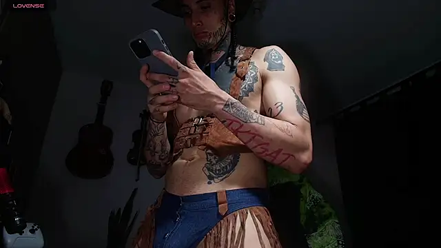 Snapshot of Ryuk_it chatting on 3, 6, 2026 Ryuk it online show from 3, 6, 2026
