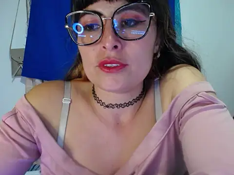 Snapshot of Alexandrasaenz chatting on 4, 6, 2026 Alexandrasaenz online show from 4, 6, 2026