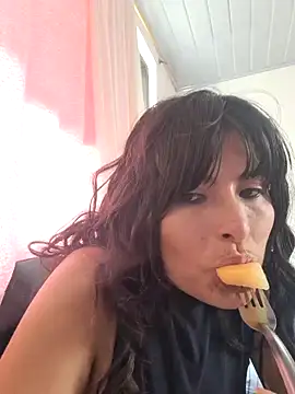 Alexandrasaenz online show from 20, 10, 2025