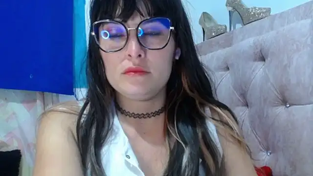 Snapshot of Alexandrasaenz chatting on 4, 5, 2026 Alexandrasaenz online show from 4, 5, 2026