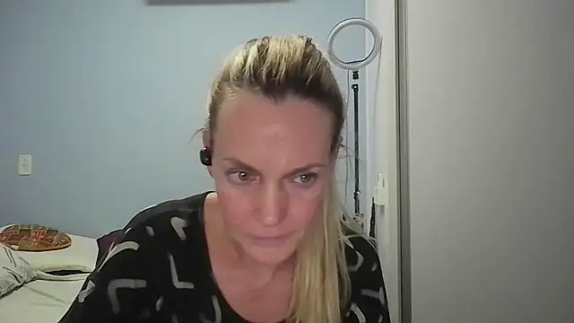 Annylove1 online show from 7, 2, 2026