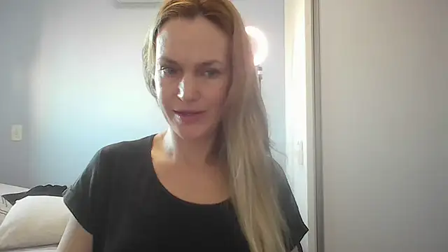 Annylove1 online show from 2, 7, 2026
