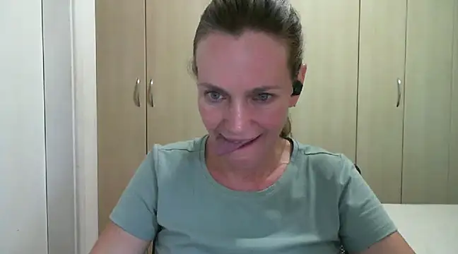Annylove1 online show from 12, 3, 2025