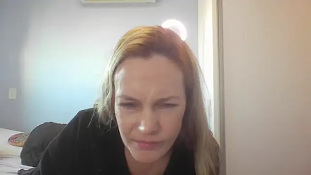 Annylove1 online show from 3, 7, 2026