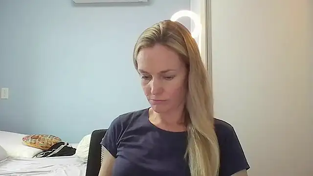 Annylove1 online show from 13, 1, 2026