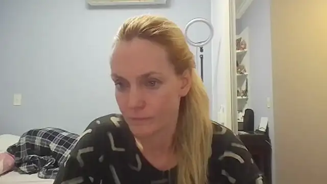 Snapshot of Annylove1 chatting on 4, 5, 2026 Annylove1 online show from 4, 5, 2026