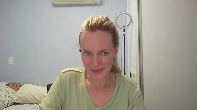 Annylove1 online show from 8, 3, 2026