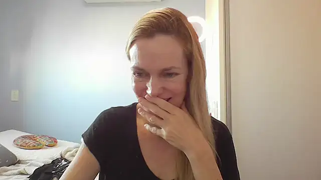 Annylove1 online show from 24, 3, 2026