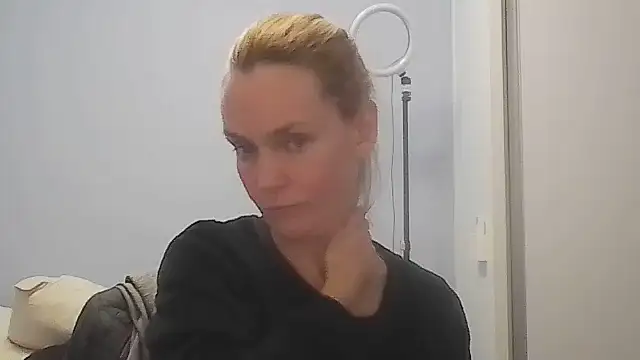 Annylove1 online show from 24, 6, 2026