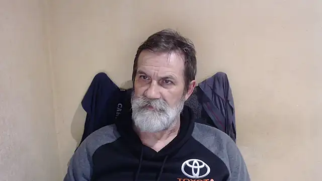 Snapshot of AlexNudo chatting on 5, 11, 2025 AlexNudo online show from 5, 11, 2025