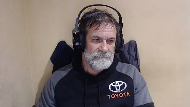 Snapshot of AlexNudo chatting on 30, 10, 2025 AlexNudo online show from 30, 10, 2025