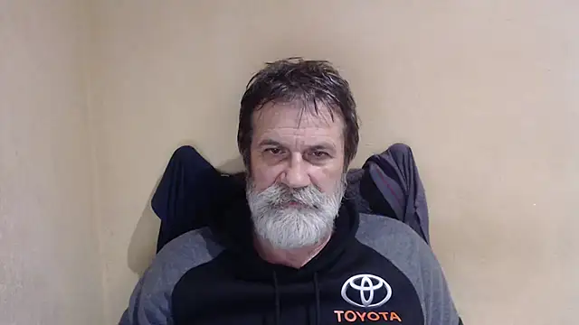 Snapshot of AlexNudo chatting on 8, 11, 2025 AlexNudo online show from 8, 11, 2025