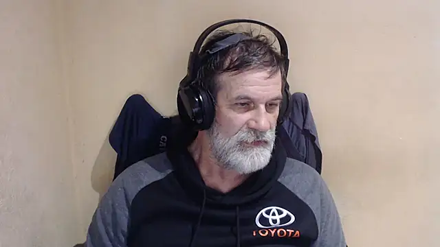 Snapshot of AlexNudo chatting on 22, 10, 2025 AlexNudo online show from 22, 10, 2025