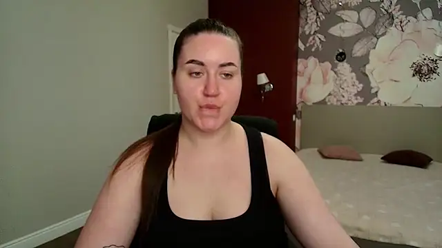 Roxie Bradley online show from 24, 4, 2026