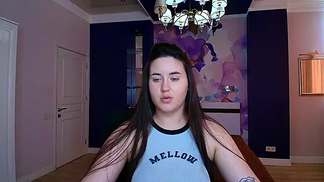 Roxie Bradley online show from 14, 3, 2025