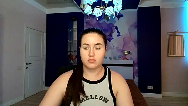 Roxie Bradley online show from 14, 2, 2025