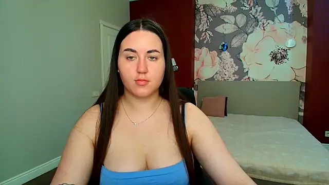 Snapshot of Roxie_Bradley chatting on 27, 5, 2026 Roxie Bradley online show from 27, 5, 2026